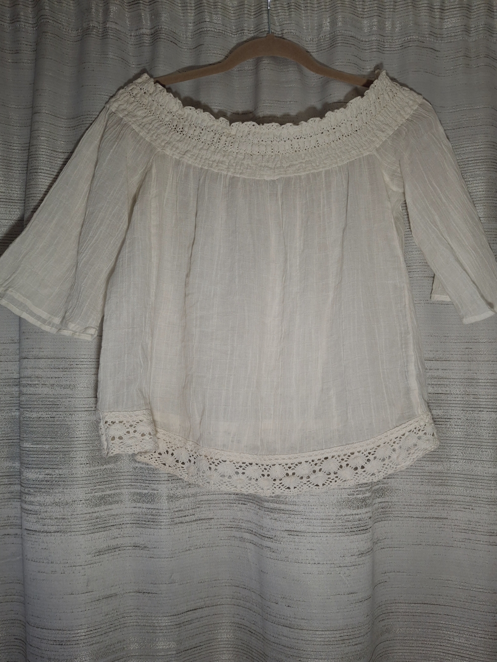 aerie Women's Off-Shoulder White Cream Crochet-Hem Top Small